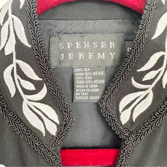 Vintage Silk Embroidered Vest, Celtic, Renaissance Fair, Cosplay, medieval - Picture 7 of 7